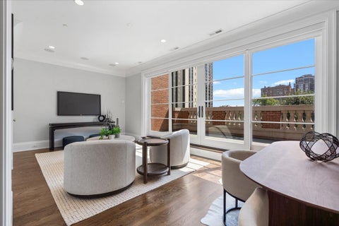 Tiny photo for 451 W Deming Place, Chicago, IL 60614 (MLS # 12760503)