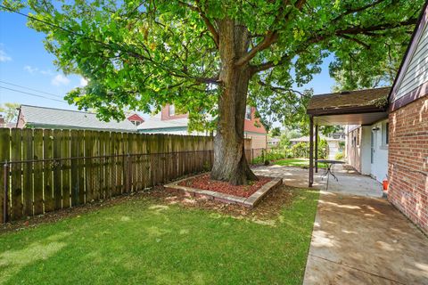 Tiny photo for 10823 S Keeler Avenue, Oak Lawn, IL 60453 (MLS # 12465966)