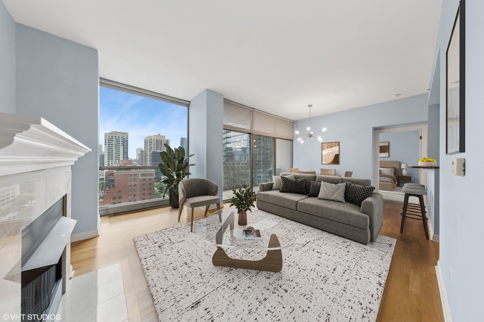 21 E Huron Street 1101