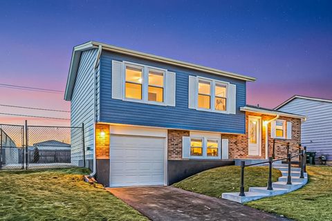 Photo of 17720 WINSTON Drive, Country Club Hills, IL 60478 (MLS # 12612491)