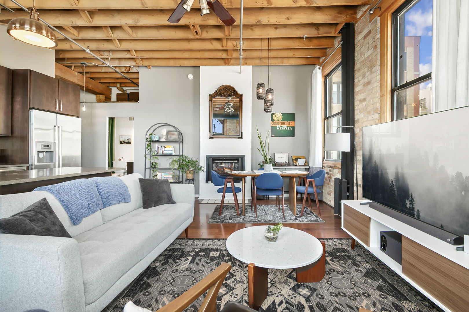 525 N Halsted Street 300