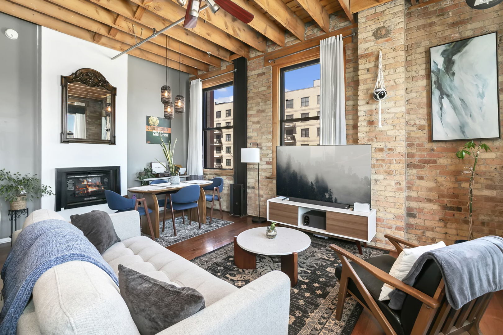 525 N Halsted Street 300