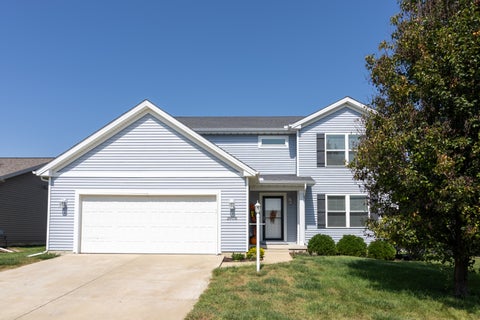 Photo of 3908 Slate Drive, Champaign, IL 61822 (MLS # 12768901)