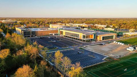 Tiny photo for 567 yosemite Way, Mundelein, IL 60060 (MLS # 12558165)