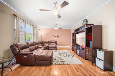 Tiny photo for 10516 Longfield Drive, Huntley, IL 60142 (MLS # 12627392)