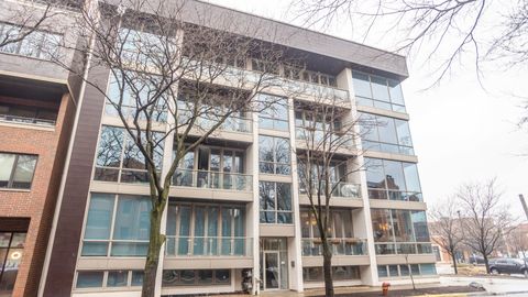 1947 W DIVERSEY Avenue 1W Chicago IL 60614