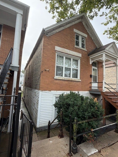 2725 W 23rd Place