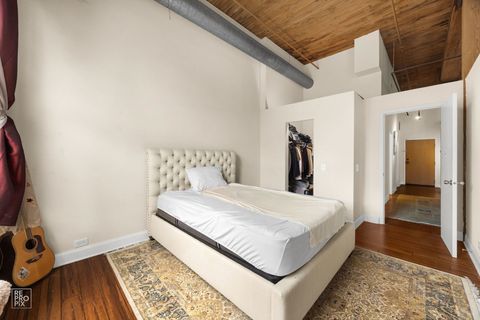 Tiny photo for 1525 S Michigan Avenue #107, Chicago, IL 60605 (MLS # 12632940)