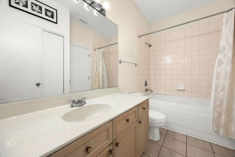 Tiny photo for 1525 S Michigan Avenue #107, Chicago, IL 60605 (MLS # 12632940)