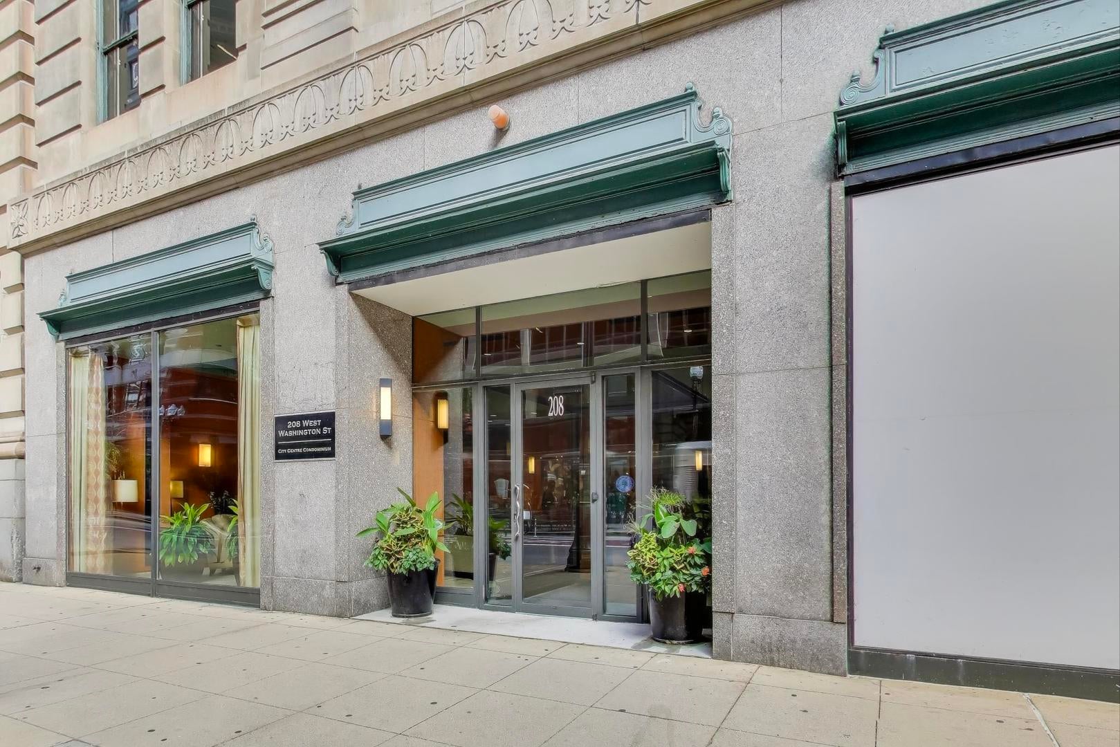 208 W Washington Street 1913