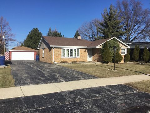 Photo of 6762 W 87th Place, Oak Lawn, IL 60453 (MLS # 12545786)