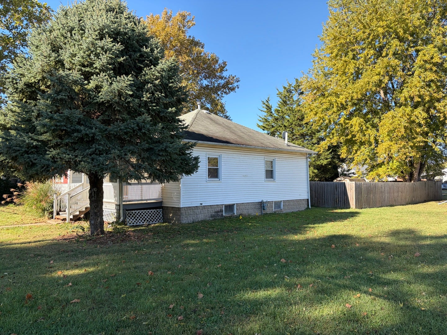 1111 N McLean Street