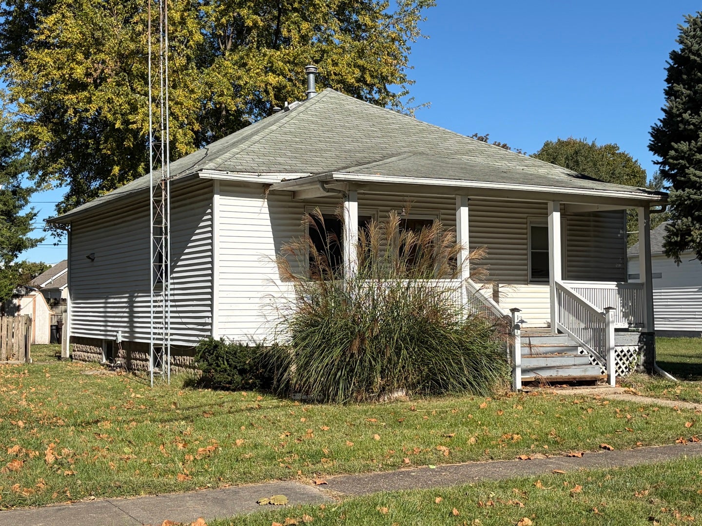 1111 N McLean Street