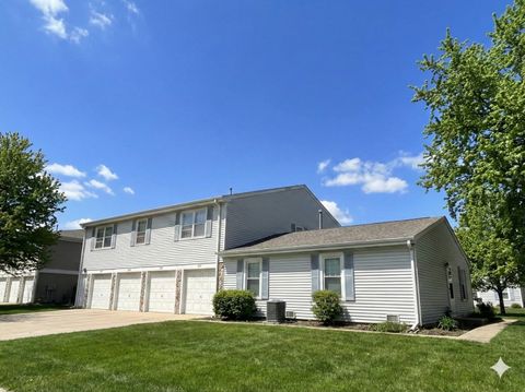 Tiny photo for 233 Harvest Court, Vernon Hills, IL 60061 (MLS # 12561885)