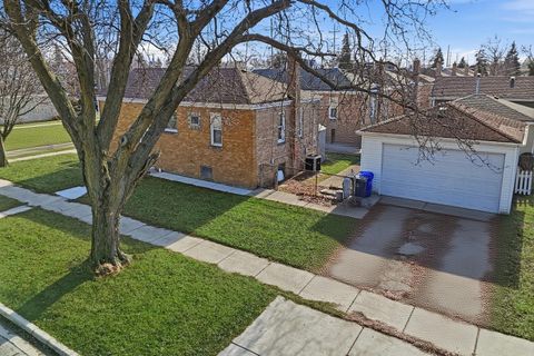 Tiny photo for 4448 Lawndale Avenue, Lyons, IL 60534 (MLS # 12559890)