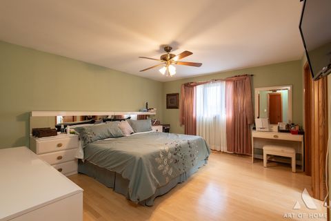 Tiny photo for 9345 S 82nd Court, Hickory Hills, IL 60457 (MLS # 12612451)