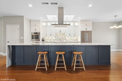 Tiny photo for 1 Renaissance Place #1PH, Palatine, IL 60067 (MLS # 12716535)
