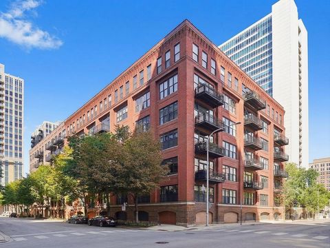 Photo of 520 W Huron Street W #612, Chicago, IL 60654 (MLS # 12668088)