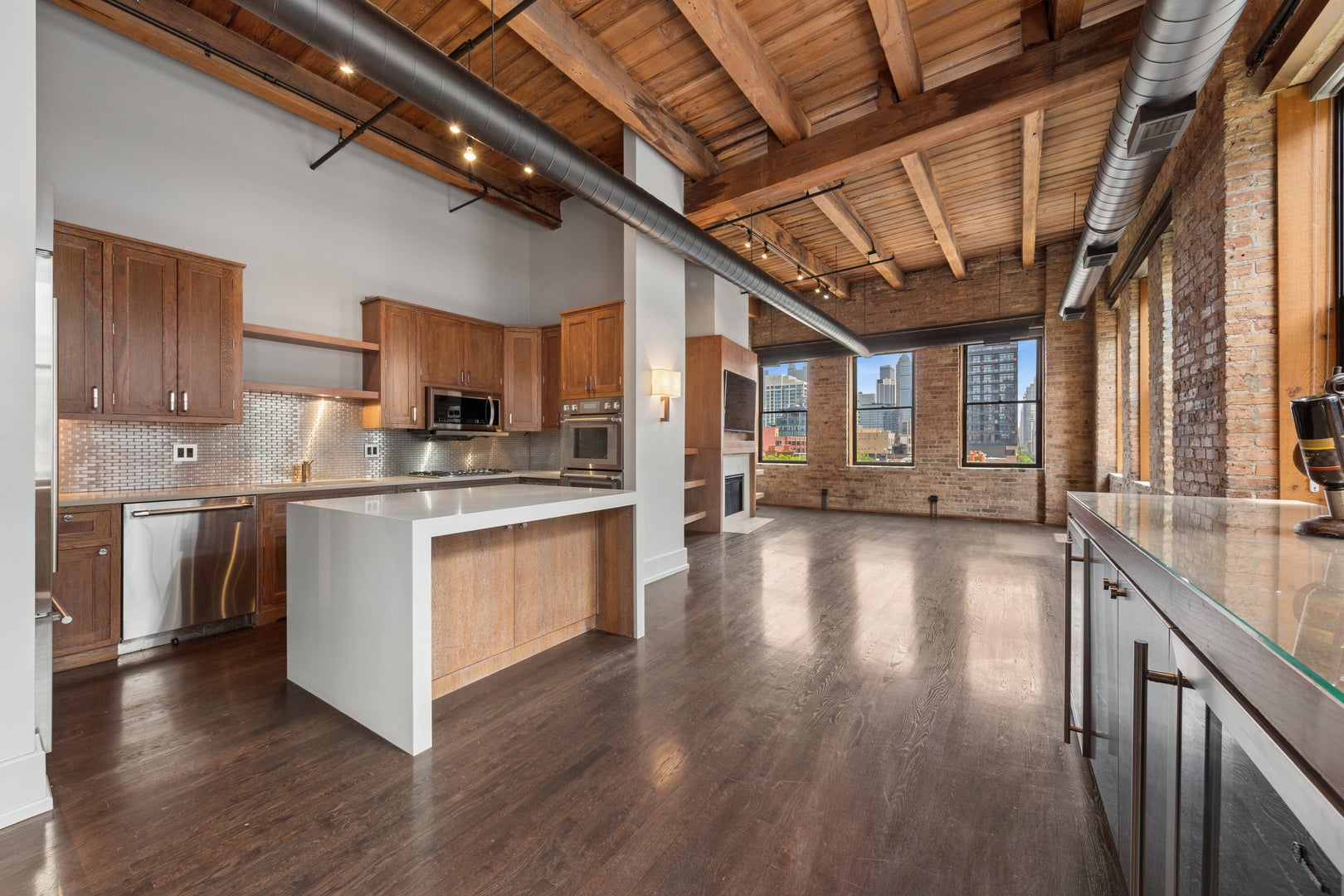 520 W Huron Street 612