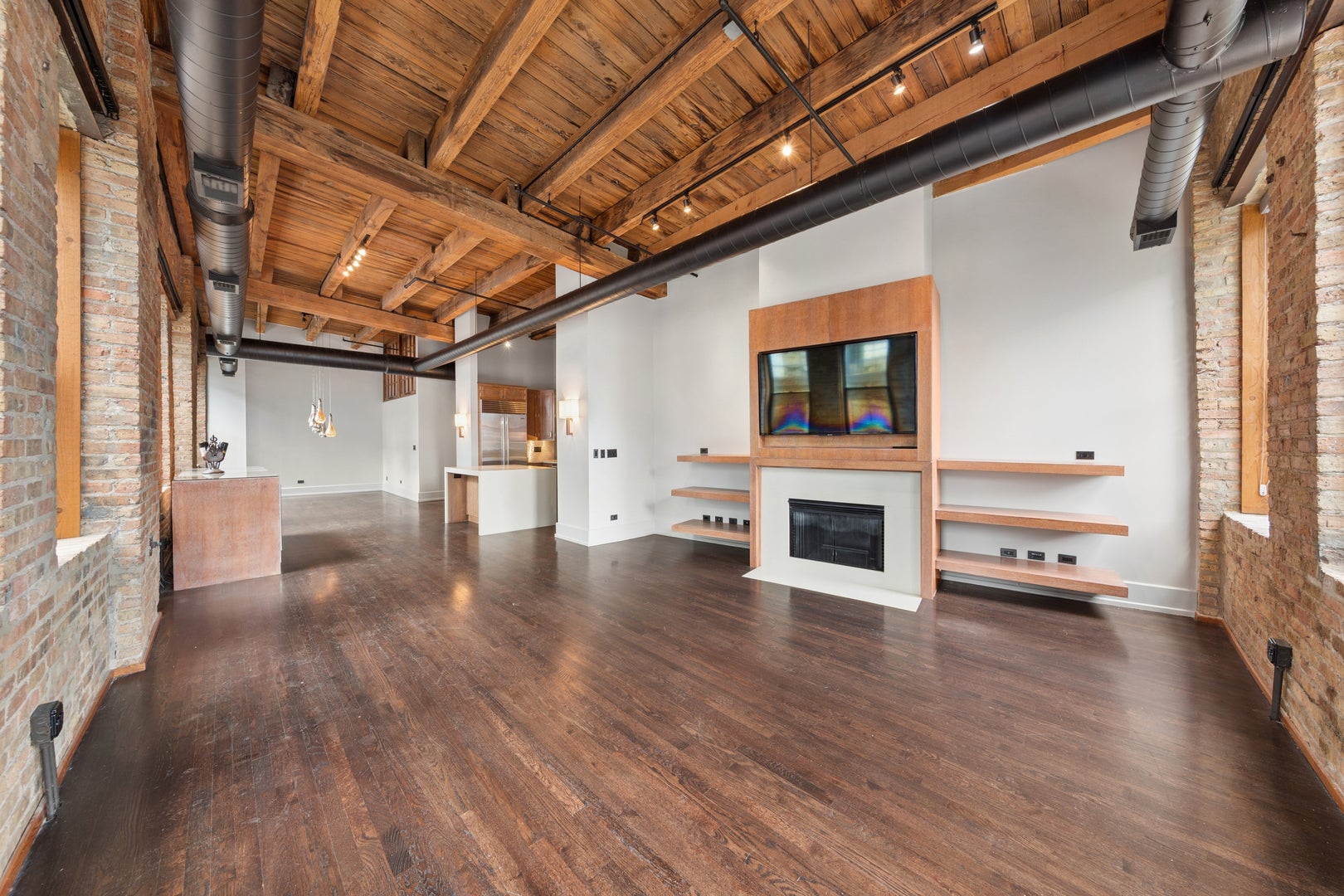 520 W Huron Street 612