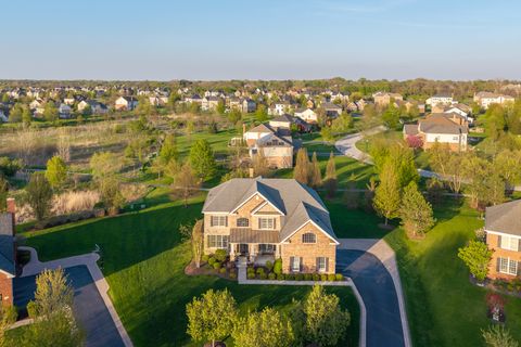 Tiny photo for 12 Wood Oaks Drive, South Barrington, IL 60010 (MLS # 12634270)