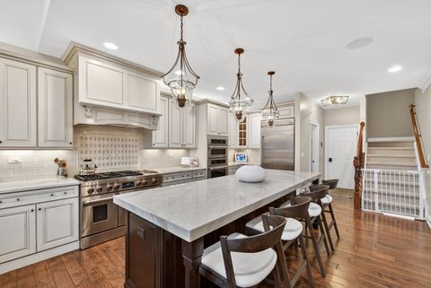 Tiny photo for 12 Wood Oaks Drive, South Barrington, IL 60010 (MLS # 12634270)