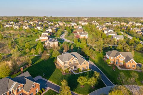 Tiny photo for 12 Wood Oaks Drive, South Barrington, IL 60010 (MLS # 12634270)