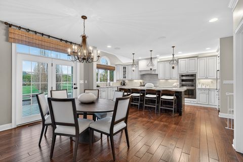 Tiny photo for 12 Wood Oaks Drive, South Barrington, IL 60010 (MLS # 12634270)