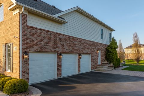 Tiny photo for 12 Wood Oaks Drive, South Barrington, IL 60010 (MLS # 12634270)