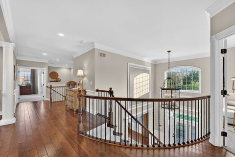 Tiny photo for 12 Wood Oaks Drive, South Barrington, IL 60010 (MLS # 12634270)