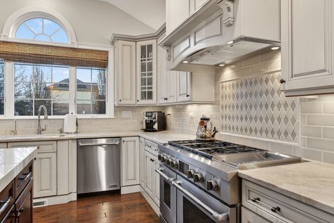 Tiny photo for 12 Wood Oaks Drive, South Barrington, IL 60010 (MLS # 12634270)
