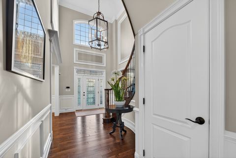 Tiny photo for 12 Wood Oaks Drive, South Barrington, IL 60010 (MLS # 12634270)