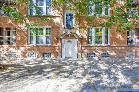 Photo of 2006 N Spaulding Avenue #2, Chicago, IL 60647 (MLS # 12784080)