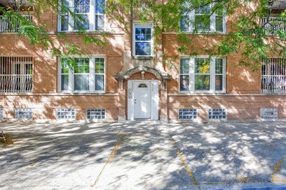 2006 N Spaulding Avenue 2 Chicago IL 60647