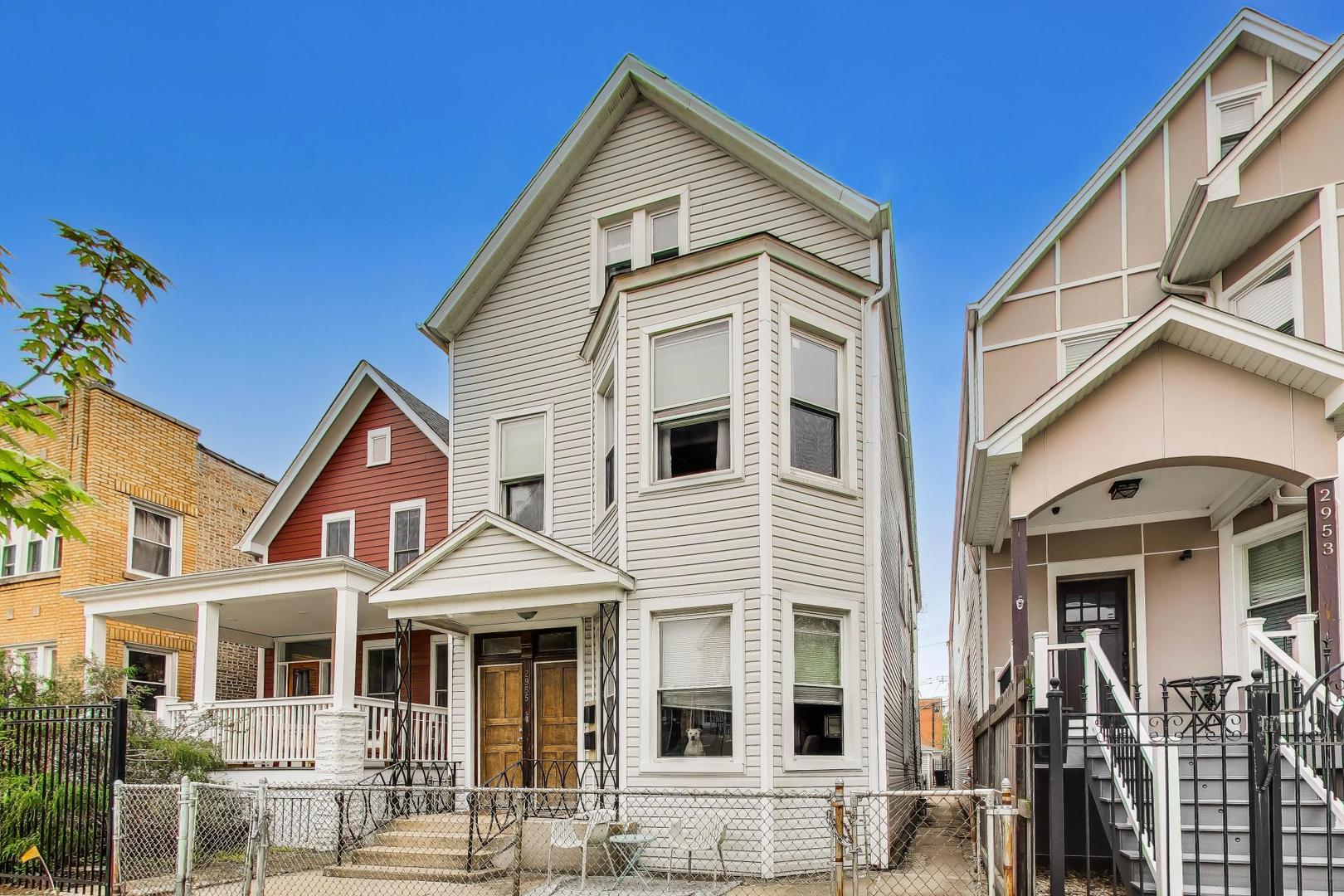 2955 N Gresham Avenue