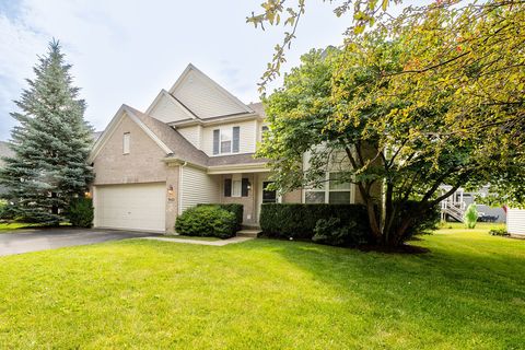 Single Family Residence in Antioch IL 945 Forest View Way.jpg
