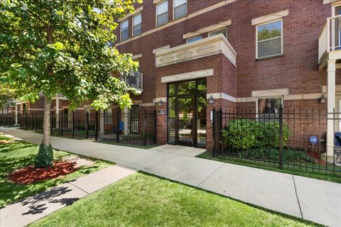 Tiny photo for 803 E 41st Street #3A, Chicago, IL 60653 (MLS # 12408533)