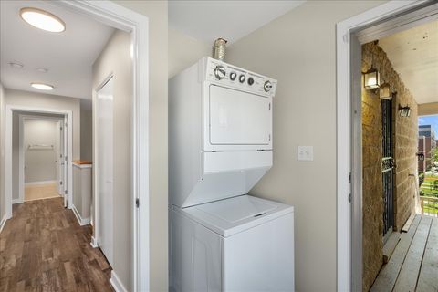 Tiny photo for 803 E 41st Street #3A, Chicago, IL 60653 (MLS # 12408533)