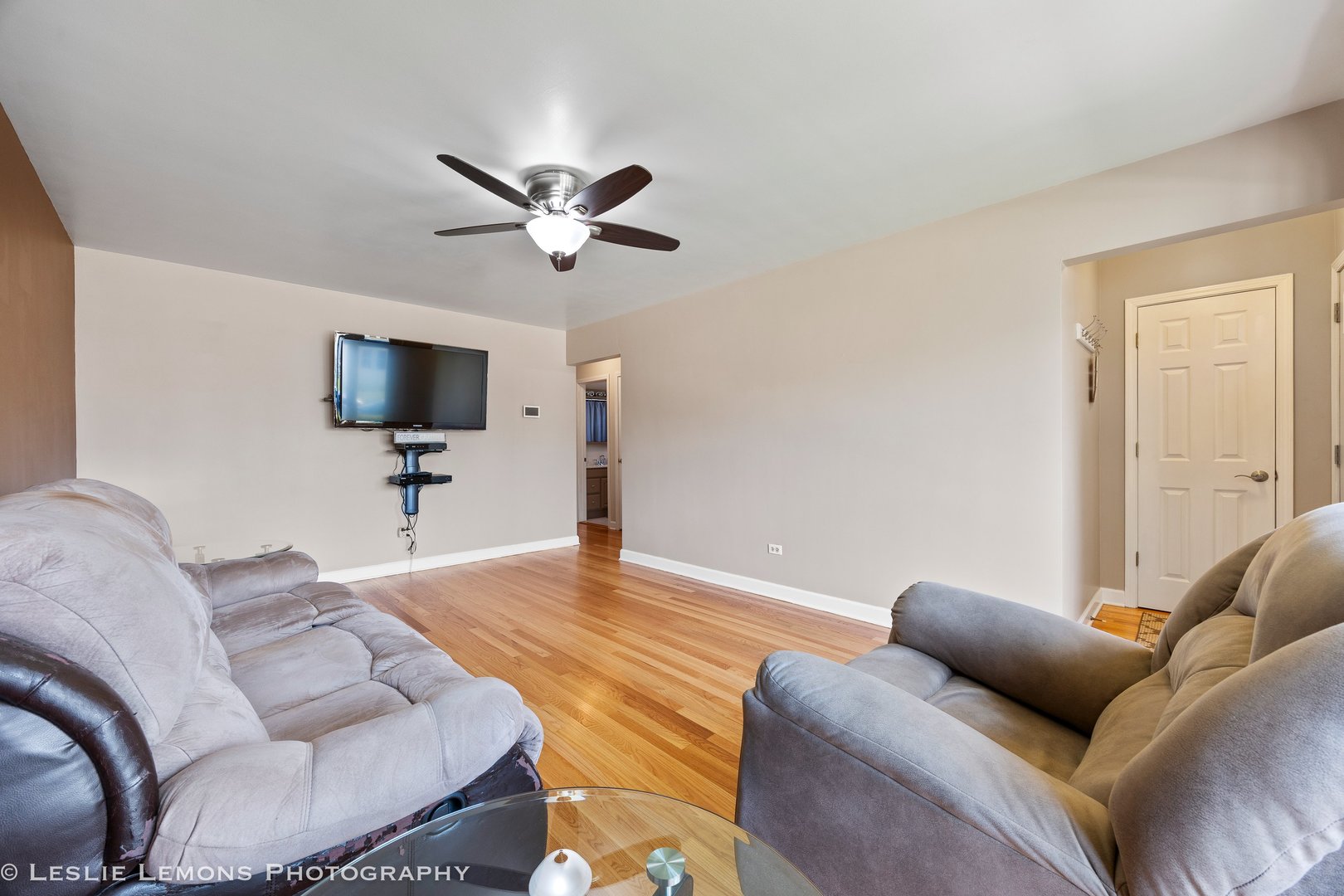 3309 N Ozanam Avenue