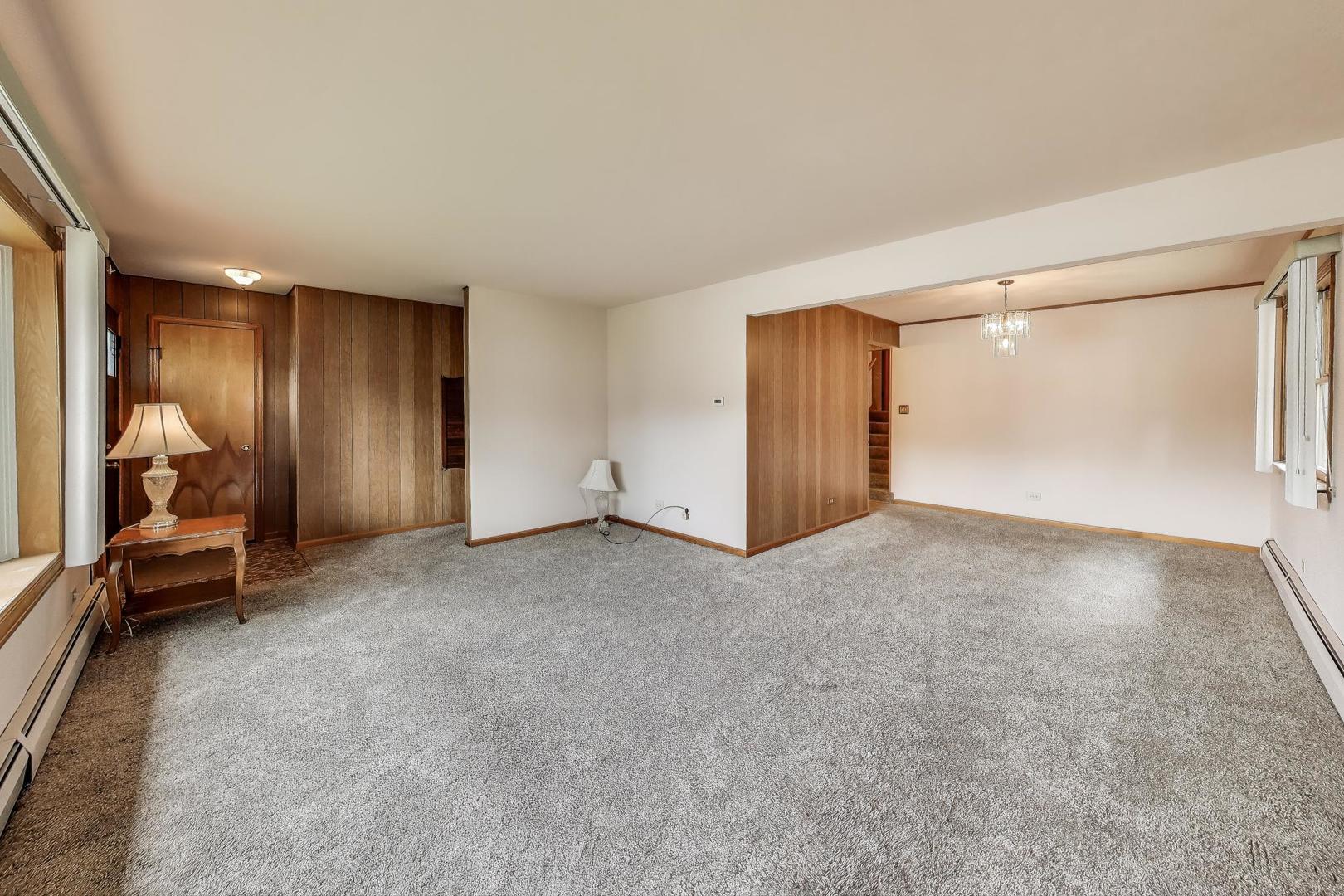 4121 Maple Avenue