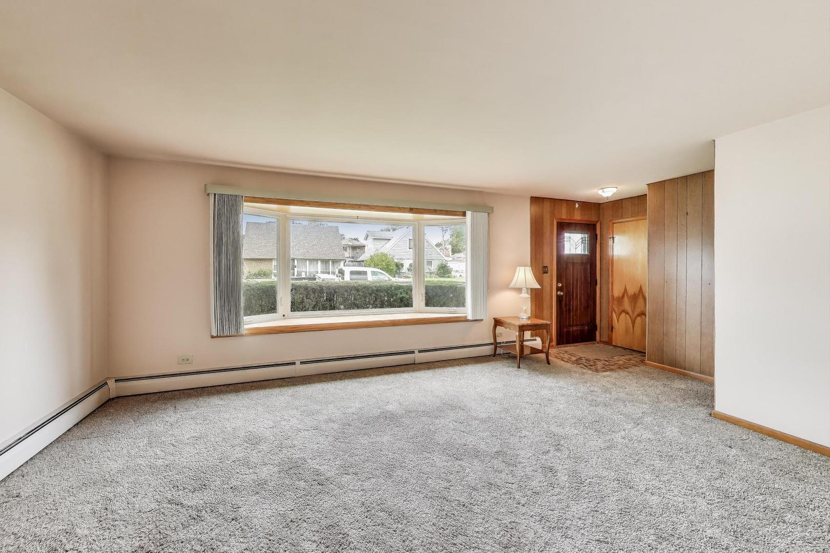 4121 Maple Avenue