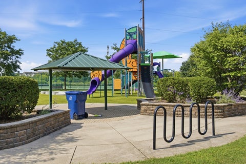 Tiny photo for 2558 Hatfield Court, Elgin, IL 60123 (MLS # 12770336)