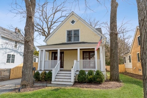 Photo of 1297 Edgewood Road, Lake Forest, IL 60045 (MLS # 12675428)