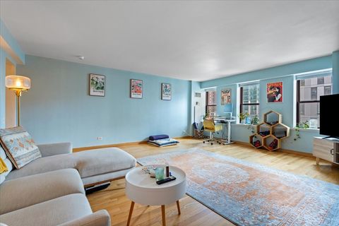 Tiny photo for 40 E 9th Street #1303, Chicago, IL 60605 (MLS # 12461523)