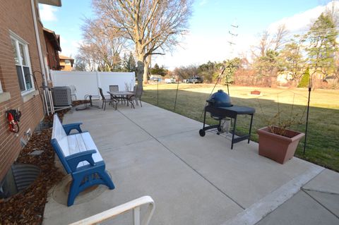 Tiny photo for 1461 Balmoral Avenue #1N, Westchester, IL 60154 (MLS # 12589764)