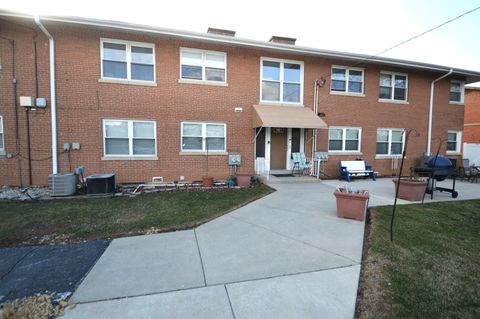Tiny photo for 1461 Balmoral Avenue #1N, Westchester, IL 60154 (MLS # 12589764)