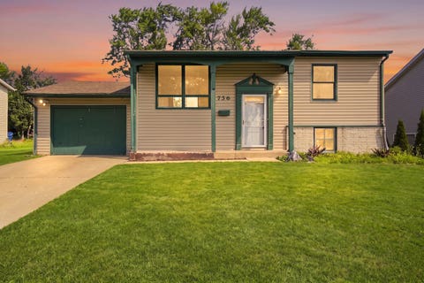 Photo of 736 DICKENS Avenue, Glendale Heights, IL 60139 (MLS # 12566962)
