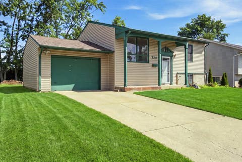 Tiny photo for 736 DICKENS Avenue, Glendale Heights, IL 60139 (MLS # 12566962)