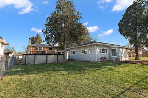 Tiny photo for 10506 S Michael Drive, Palos Hills, IL 60465 (MLS # 12570600)