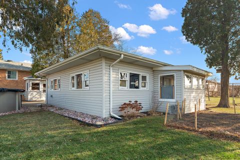 Tiny photo for 10506 S Michael Drive, Palos Hills, IL 60465 (MLS # 12570600)